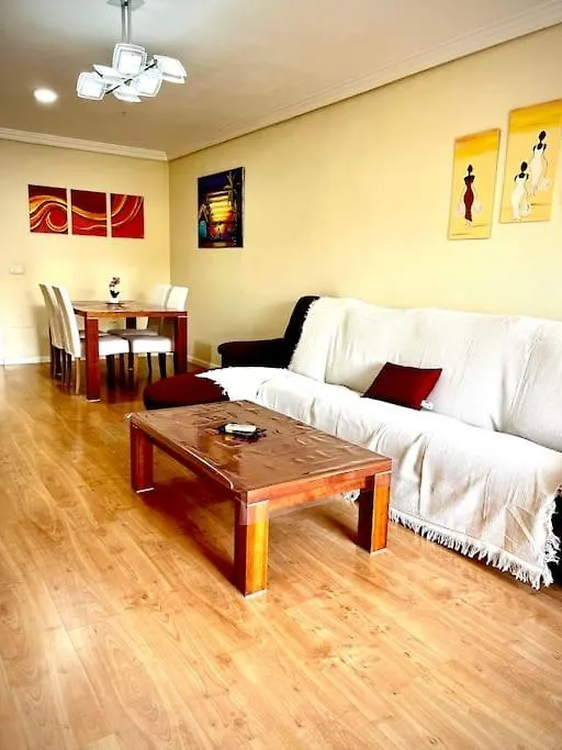 אגוואדולסה Ks Maral Home - Kaleria Suites 0*,  ספרד